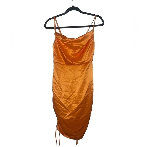 wild fable Dresses & Skirts - Wild Fable NWT sexy orange 🍊 dress‎ size small
